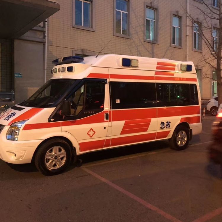 宁县夜间租赁救护车护送病人转院：安全转运的 8 大核心注意事项